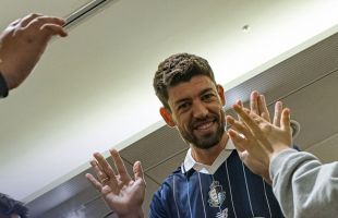 ����̹���