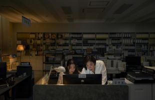 ����̹���