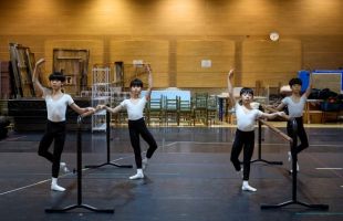 ����̹���