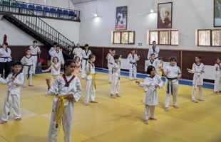 ����̹���