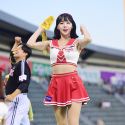䴺