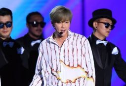 ����̹���