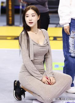 ����̹���