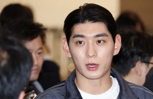 ����̹���