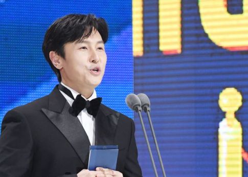 ����̹���