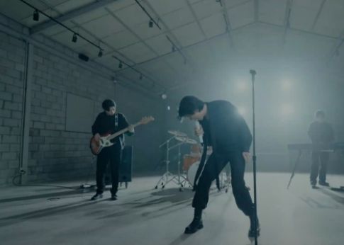 ����̹���