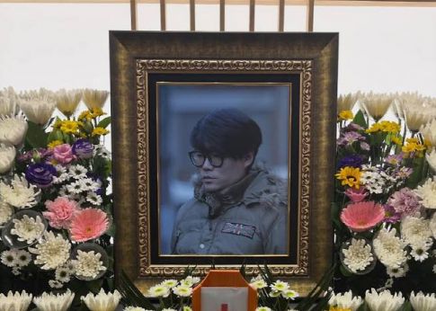 ����̹���